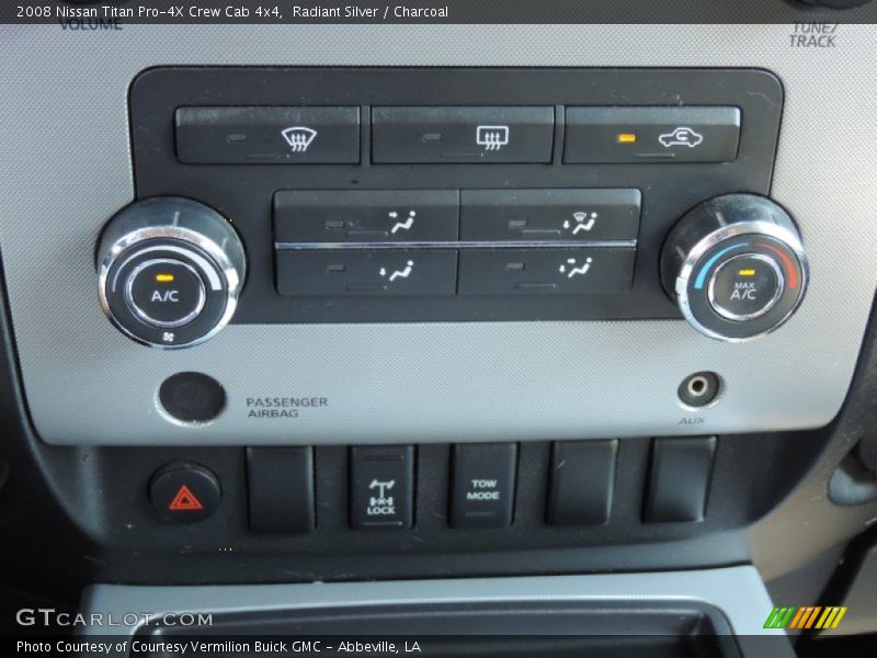 Radiant Silver / Charcoal 2008 Nissan Titan Pro-4X Crew Cab 4x4