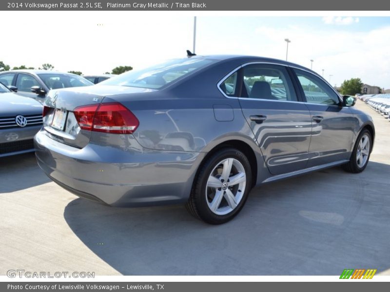 Platinum Gray Metallic / Titan Black 2014 Volkswagen Passat 2.5L SE