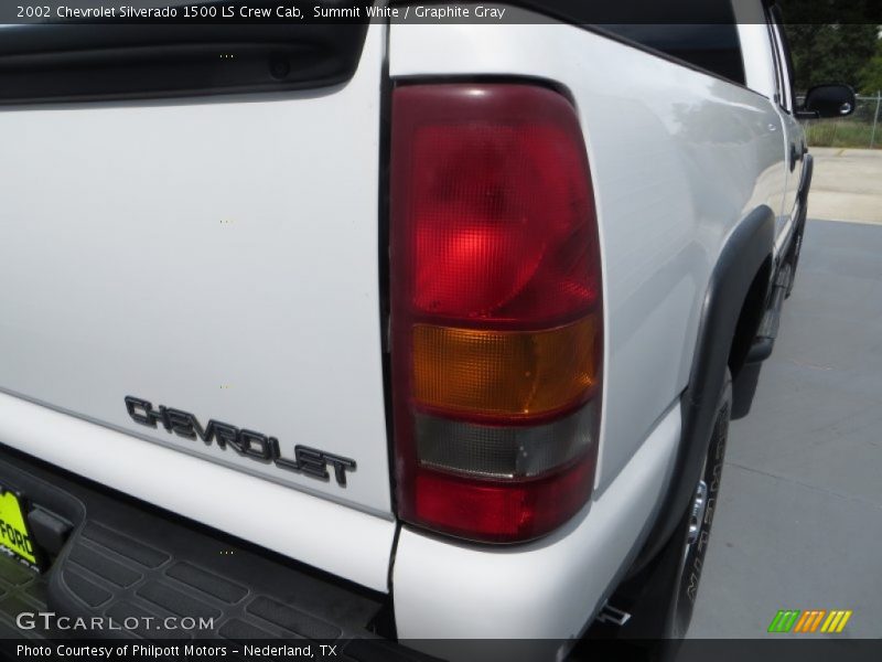 Summit White / Graphite Gray 2002 Chevrolet Silverado 1500 LS Crew Cab