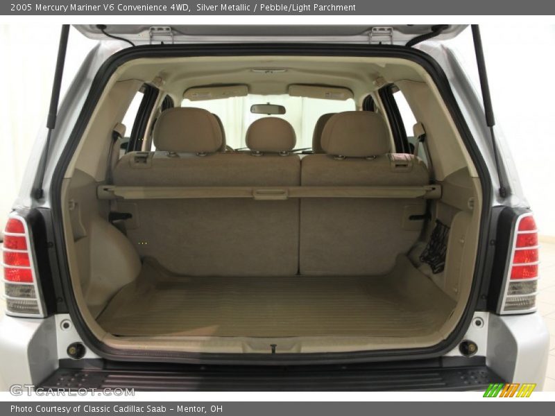 Silver Metallic / Pebble/Light Parchment 2005 Mercury Mariner V6 Convenience 4WD