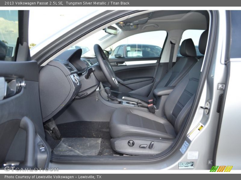 Tungsten Silver Metallic / Titan Black 2013 Volkswagen Passat 2.5L SE