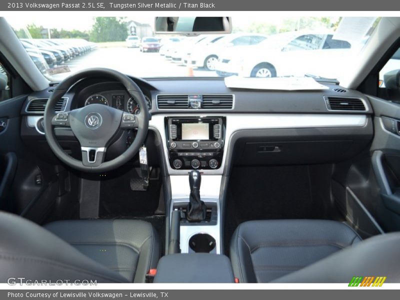 Tungsten Silver Metallic / Titan Black 2013 Volkswagen Passat 2.5L SE