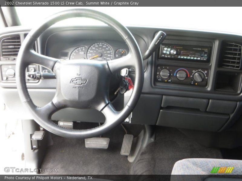 Summit White / Graphite Gray 2002 Chevrolet Silverado 1500 LS Crew Cab