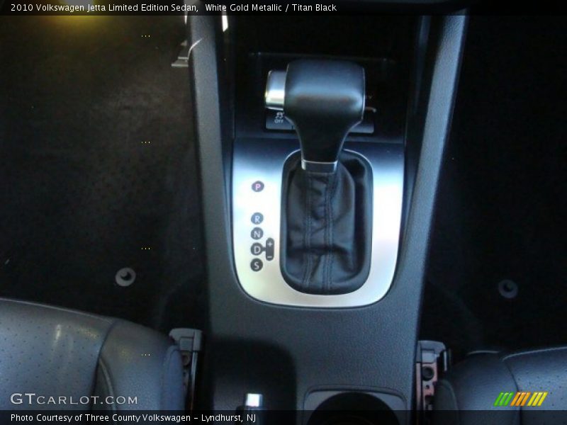 White Gold Metallic / Titan Black 2010 Volkswagen Jetta Limited Edition Sedan