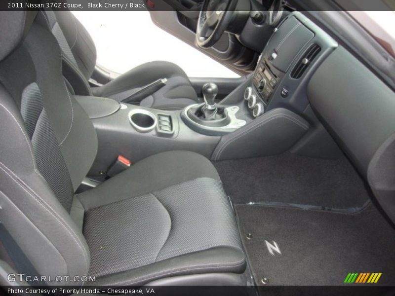 Black Cherry / Black 2011 Nissan 370Z Coupe