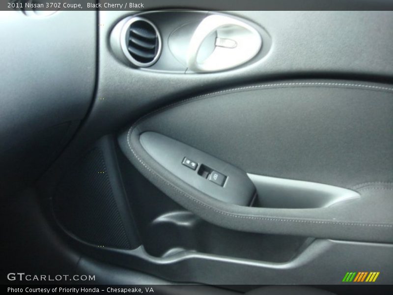 Black Cherry / Black 2011 Nissan 370Z Coupe