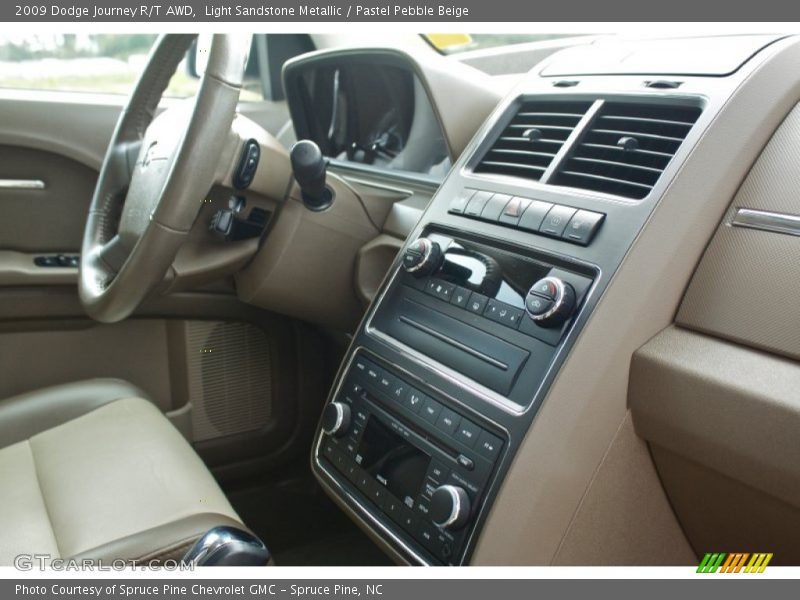 Light Sandstone Metallic / Pastel Pebble Beige 2009 Dodge Journey R/T AWD