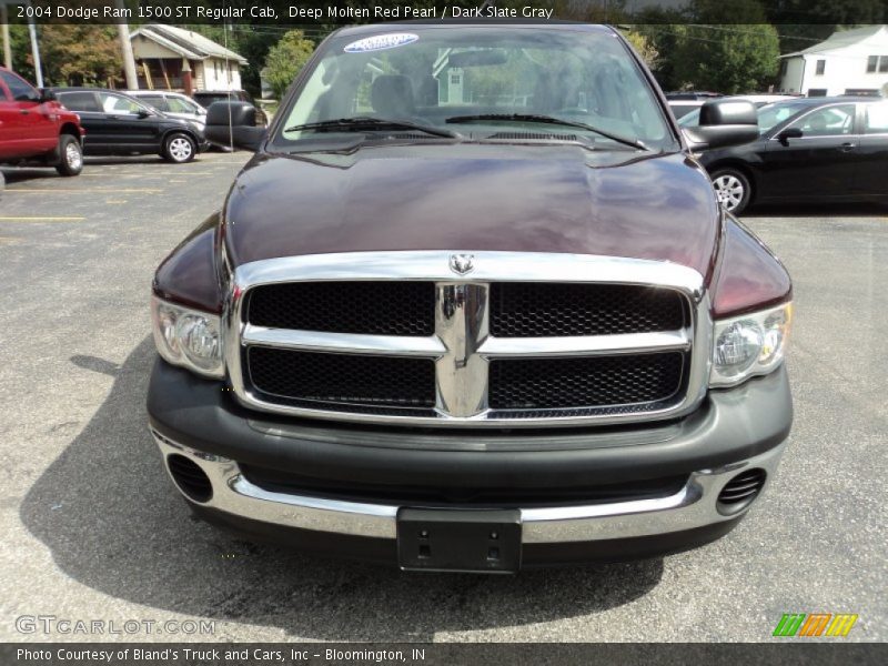 Deep Molten Red Pearl / Dark Slate Gray 2004 Dodge Ram 1500 ST Regular Cab