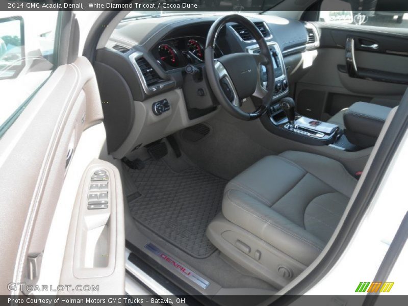 White Diamond Tricoat / Cocoa Dune 2014 GMC Acadia Denali