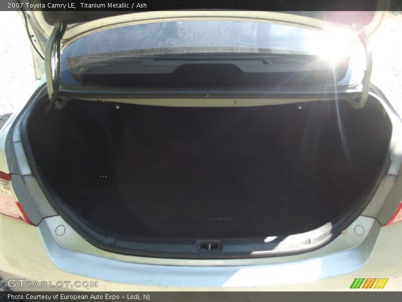 Titanium Metallic / Ash 2007 Toyota Camry LE
