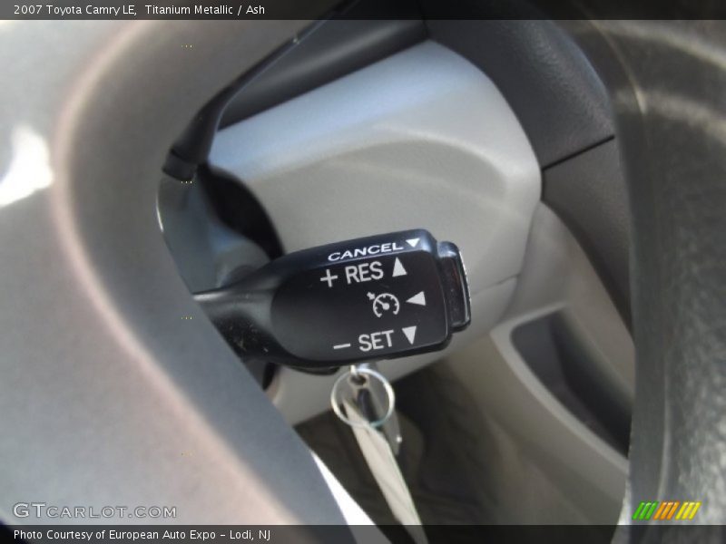 Titanium Metallic / Ash 2007 Toyota Camry LE