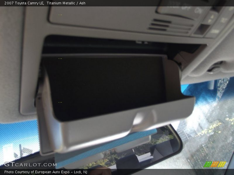 Titanium Metallic / Ash 2007 Toyota Camry LE