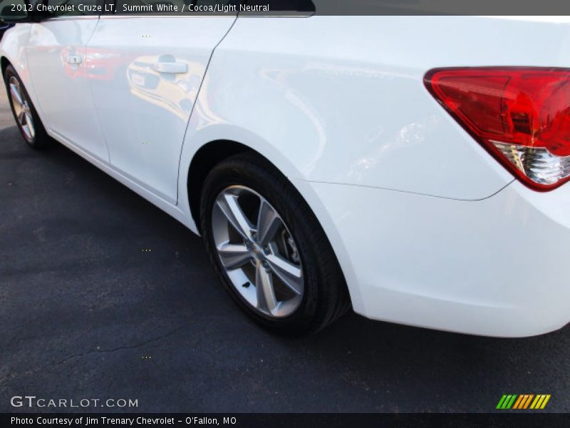 Summit White / Cocoa/Light Neutral 2012 Chevrolet Cruze LT