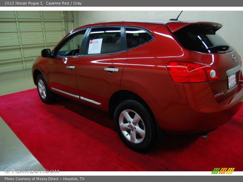 Cayenne Red / Gray 2013 Nissan Rogue S