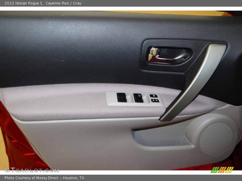 Cayenne Red / Gray 2013 Nissan Rogue S