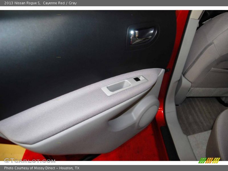 Cayenne Red / Gray 2013 Nissan Rogue S