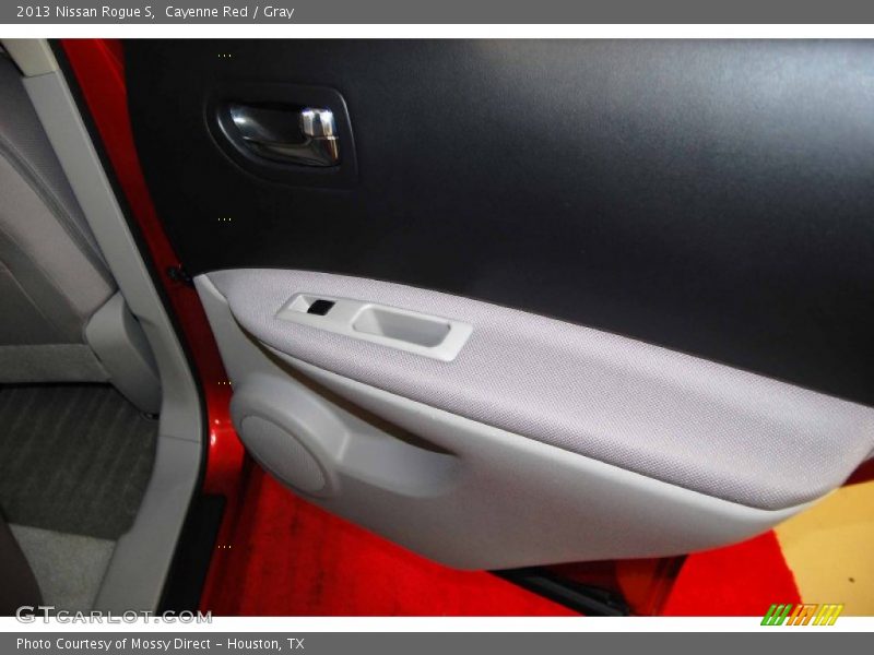 Cayenne Red / Gray 2013 Nissan Rogue S