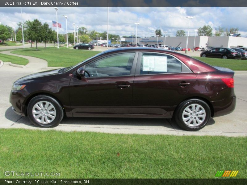 Dark Cherry / Coffee 2011 Kia Forte EX