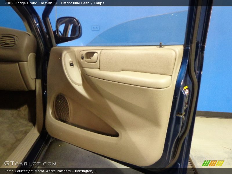 Door Panel of 2003 Grand Caravan EX