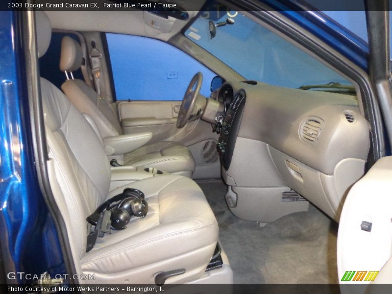 Front Seat of 2003 Grand Caravan EX