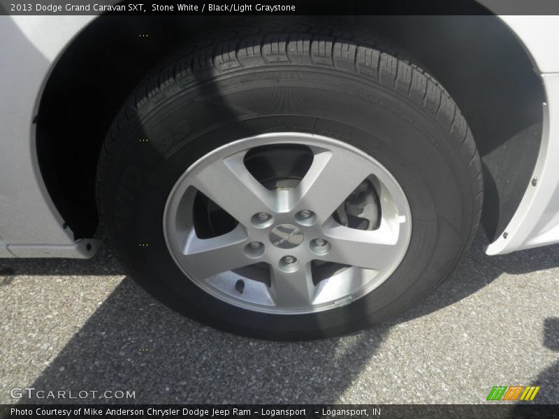 Stone White / Black/Light Graystone 2013 Dodge Grand Caravan SXT