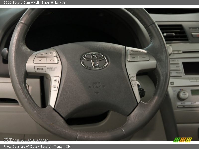 Super White / Ash 2011 Toyota Camry XLE