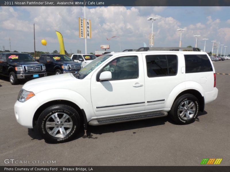 Avalanche White / Cafe Latte 2011 Nissan Pathfinder Silver