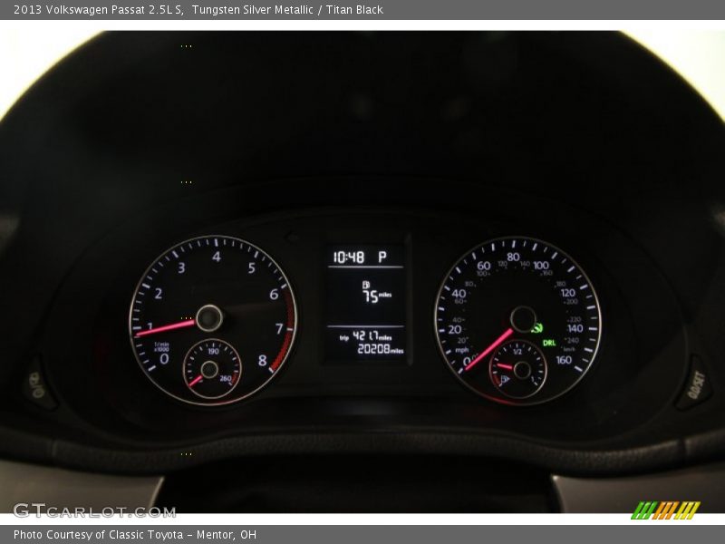 Tungsten Silver Metallic / Titan Black 2013 Volkswagen Passat 2.5L S