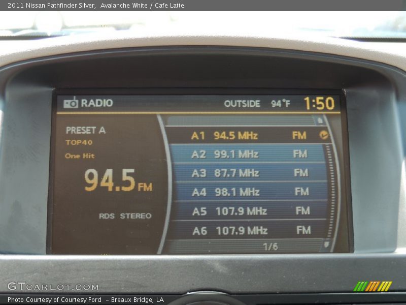 Avalanche White / Cafe Latte 2011 Nissan Pathfinder Silver