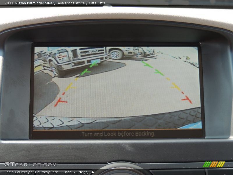 Avalanche White / Cafe Latte 2011 Nissan Pathfinder Silver