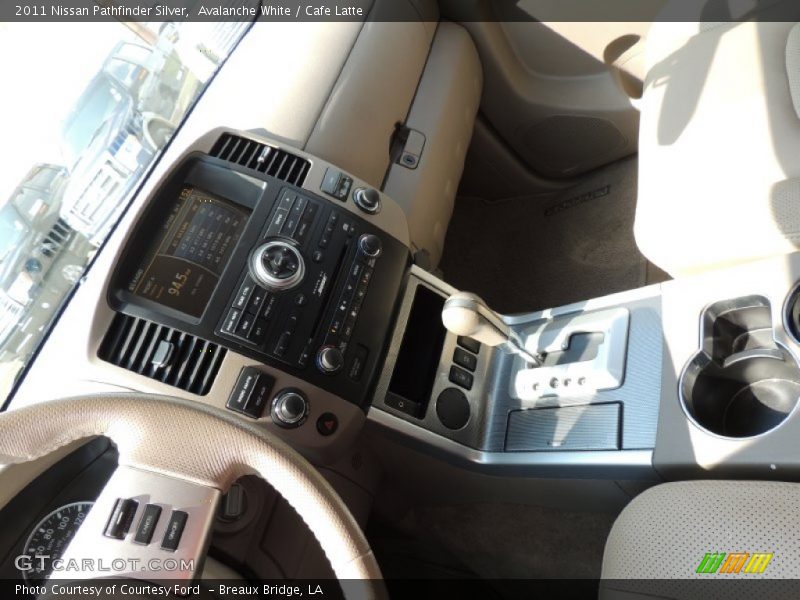 Avalanche White / Cafe Latte 2011 Nissan Pathfinder Silver