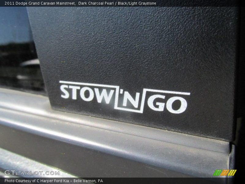 Dark Charcoal Pearl / Black/Light Graystone 2011 Dodge Grand Caravan Mainstreet