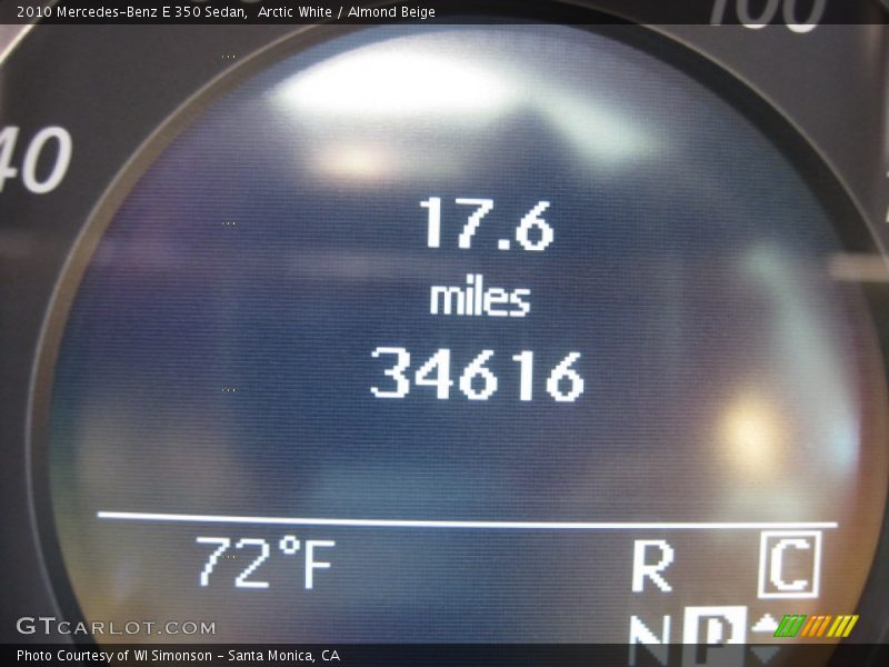 Arctic White / Almond Beige 2010 Mercedes-Benz E 350 Sedan