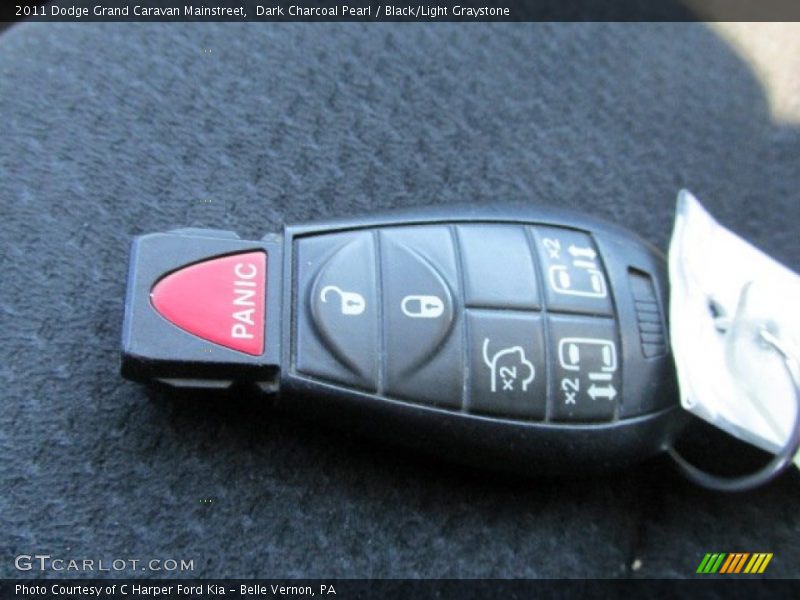 Dark Charcoal Pearl / Black/Light Graystone 2011 Dodge Grand Caravan Mainstreet