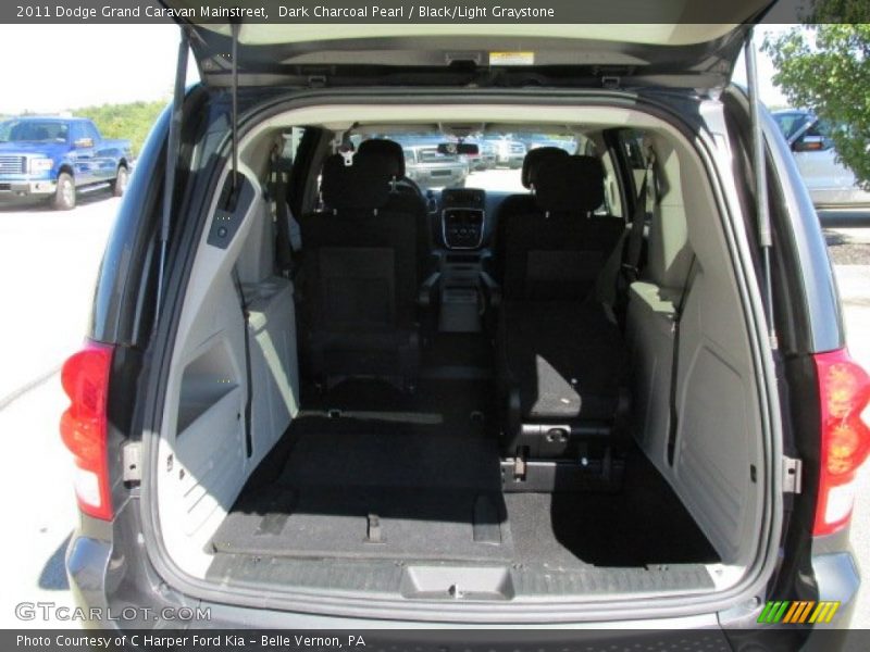 Dark Charcoal Pearl / Black/Light Graystone 2011 Dodge Grand Caravan Mainstreet