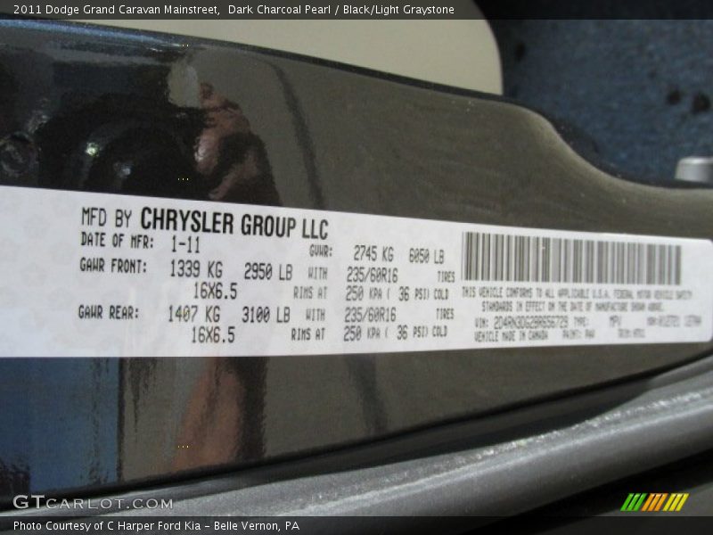 Dark Charcoal Pearl / Black/Light Graystone 2011 Dodge Grand Caravan Mainstreet