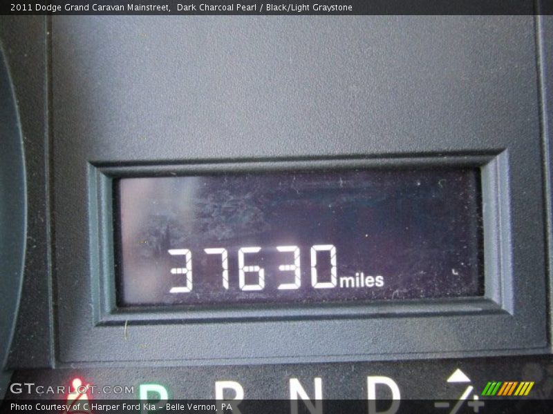 Dark Charcoal Pearl / Black/Light Graystone 2011 Dodge Grand Caravan Mainstreet