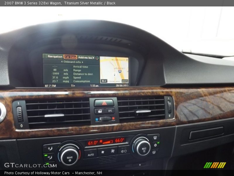 Controls of 2007 3 Series 328xi Wagon