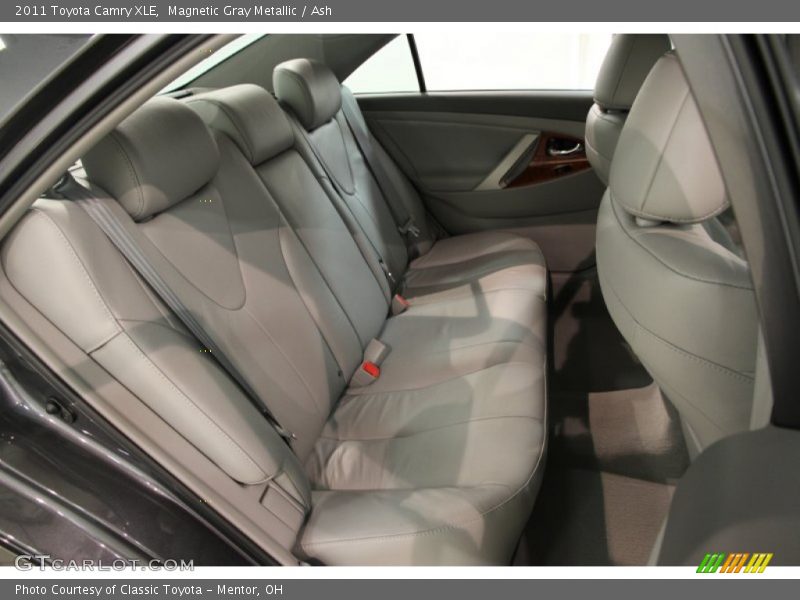 Magnetic Gray Metallic / Ash 2011 Toyota Camry XLE