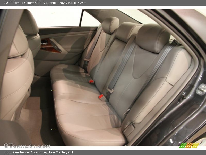 Magnetic Gray Metallic / Ash 2011 Toyota Camry XLE