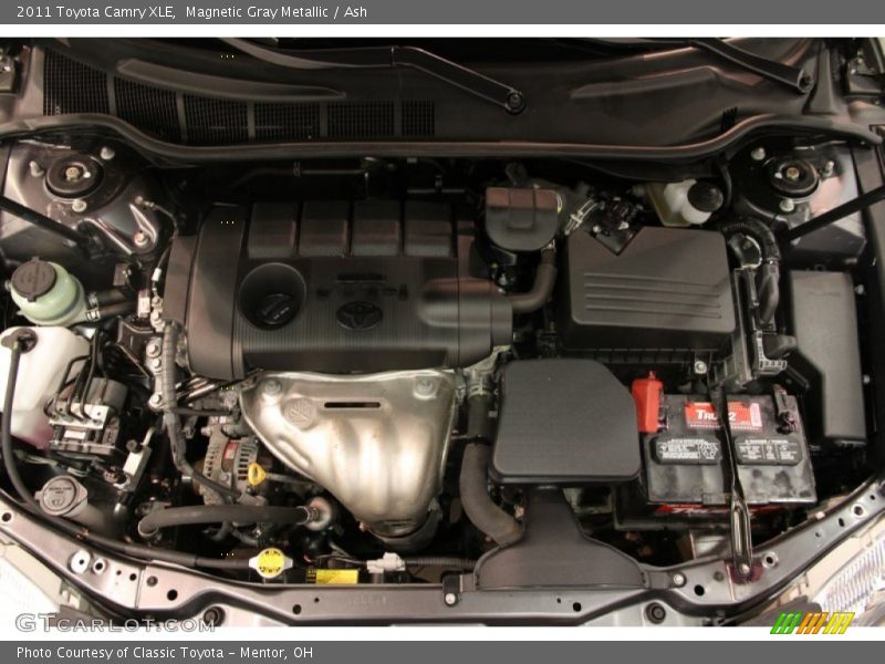 Magnetic Gray Metallic / Ash 2011 Toyota Camry XLE