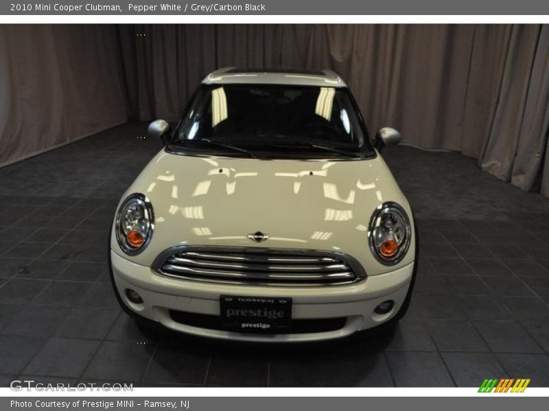 Pepper White / Grey/Carbon Black 2010 Mini Cooper Clubman