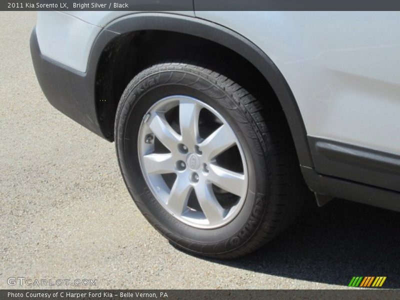 Bright Silver / Black 2011 Kia Sorento LX