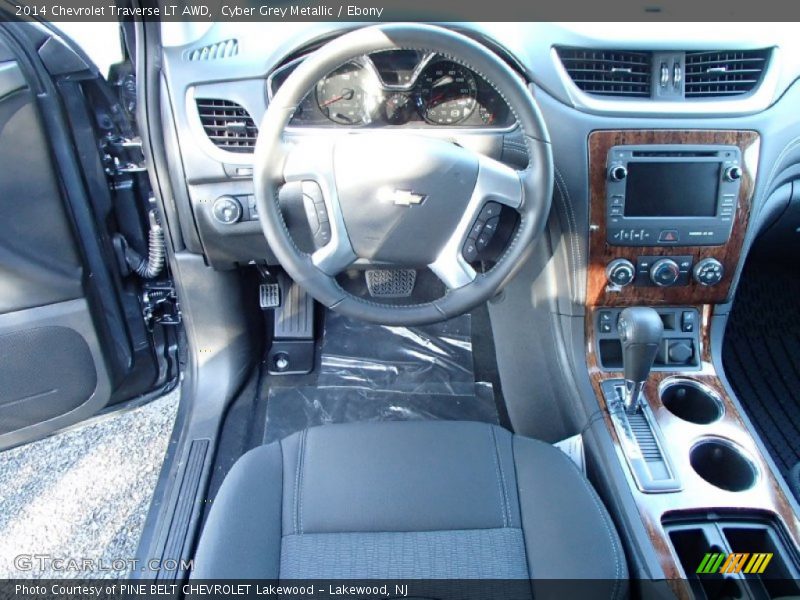 Cyber Grey Metallic / Ebony 2014 Chevrolet Traverse LT AWD