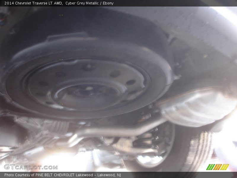 Cyber Grey Metallic / Ebony 2014 Chevrolet Traverse LT AWD