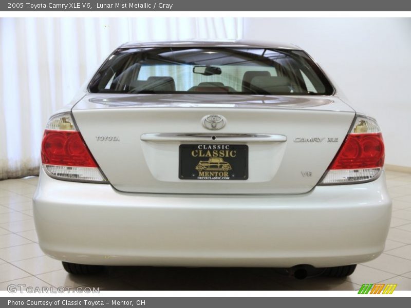 Lunar Mist Metallic / Gray 2005 Toyota Camry XLE V6