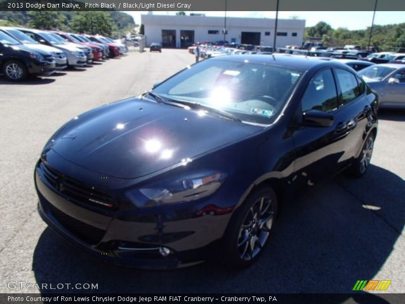 Pitch Black / Black/Light Diesel Gray 2013 Dodge Dart Rallye