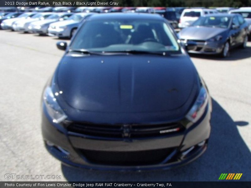 Pitch Black / Black/Light Diesel Gray 2013 Dodge Dart Rallye