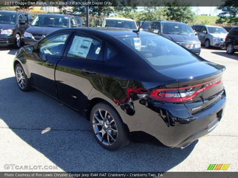 Pitch Black / Black/Light Diesel Gray 2013 Dodge Dart Rallye