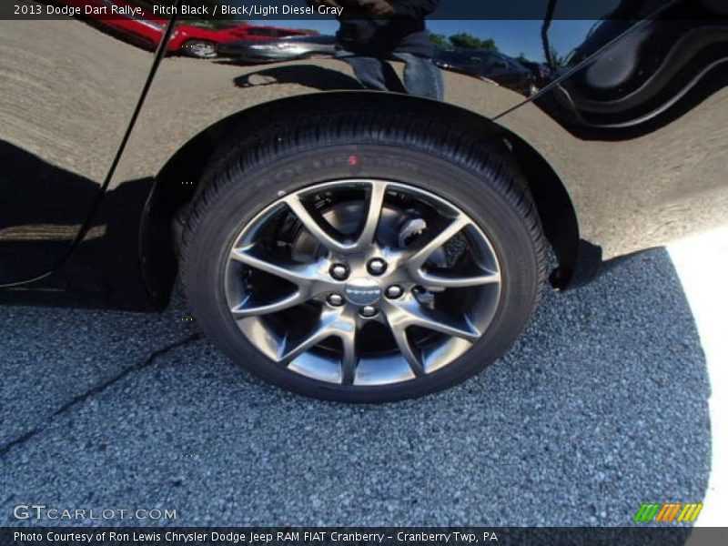 Pitch Black / Black/Light Diesel Gray 2013 Dodge Dart Rallye
